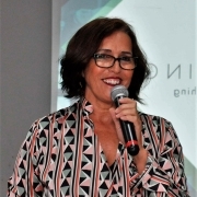 Diretora Cristina Romero